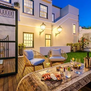 Guest house Bcascais Boutique House By Iin Center, Cascais